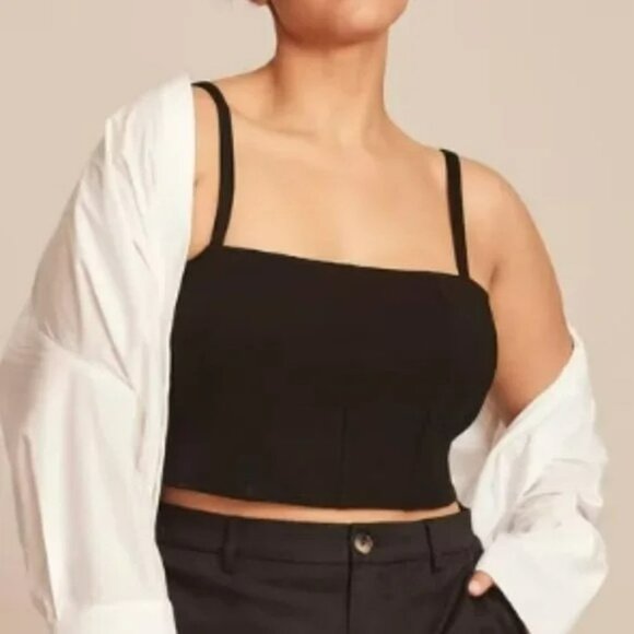 11 HONORÉ COLLECTION Shayla Black Crop Top Plus 3 / 22-24 NWOT - Picture 1 of 15